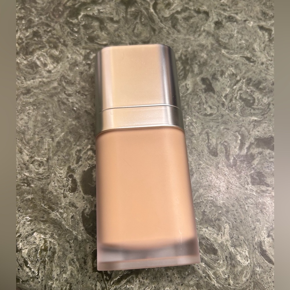 R.E.M. Beauty Sweetner Foundation, NWB, color 6n